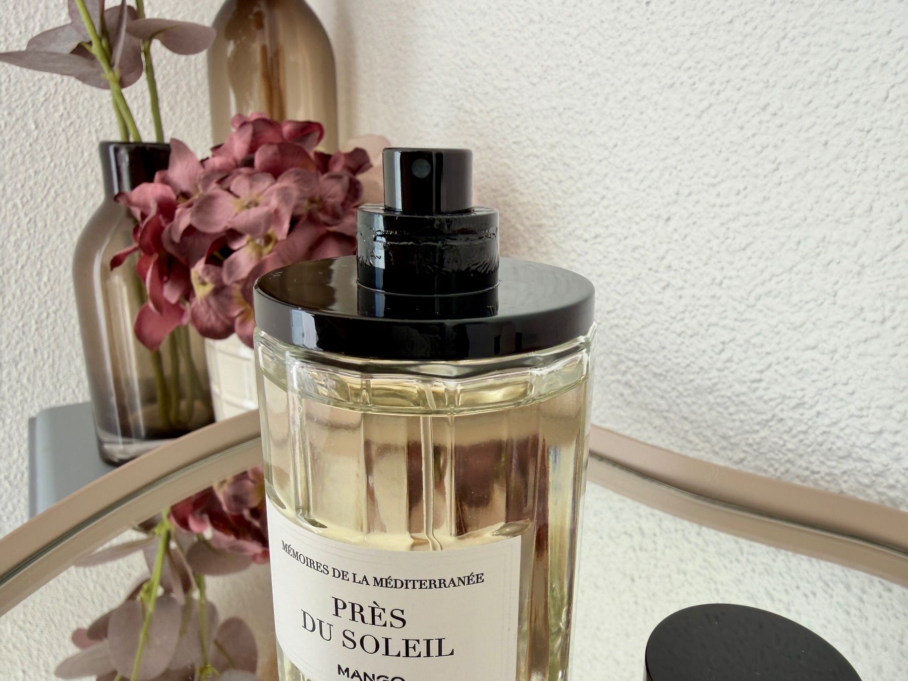 Parfum & Eau de Toilette: Parfum Mango Près du Soleil – Gebraucht aus Schlossrued von tinurued 2