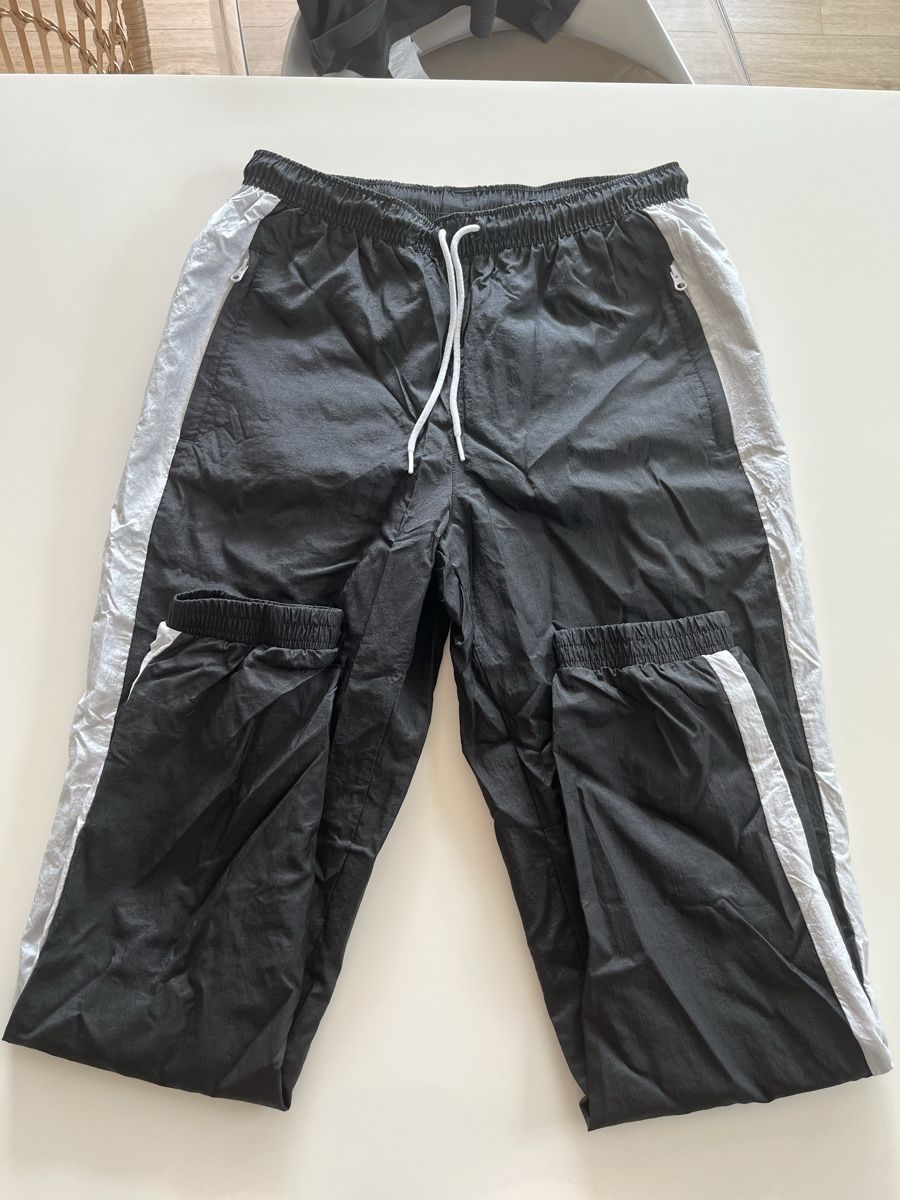 Puma Pantaloni: Puma Trainerhosen Silver/Schwarz – Usato da Oensingen venduto da catching-donuts