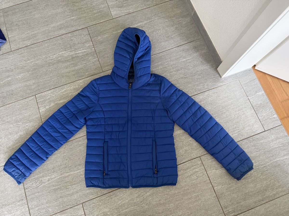 Jacken: Jacket – Gebraucht aus Dübendorf von Graubal