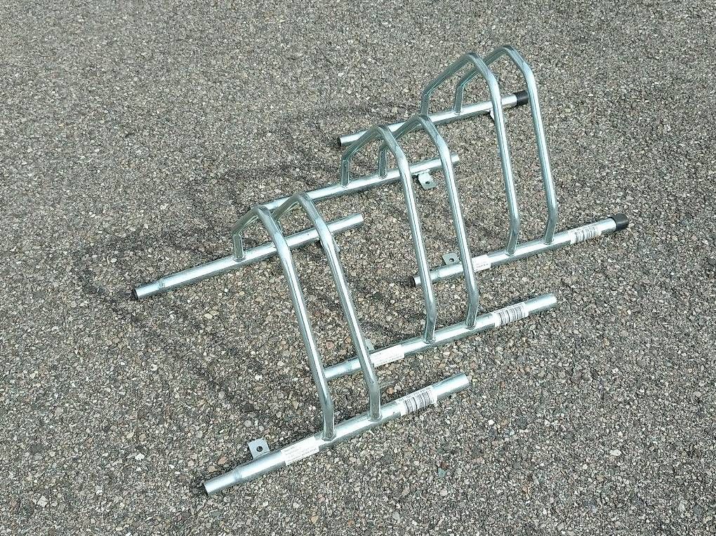 Cavalletti per biciclette: Support de parcage pour vélos – Usato da Froideville venduto da Sergio80 2