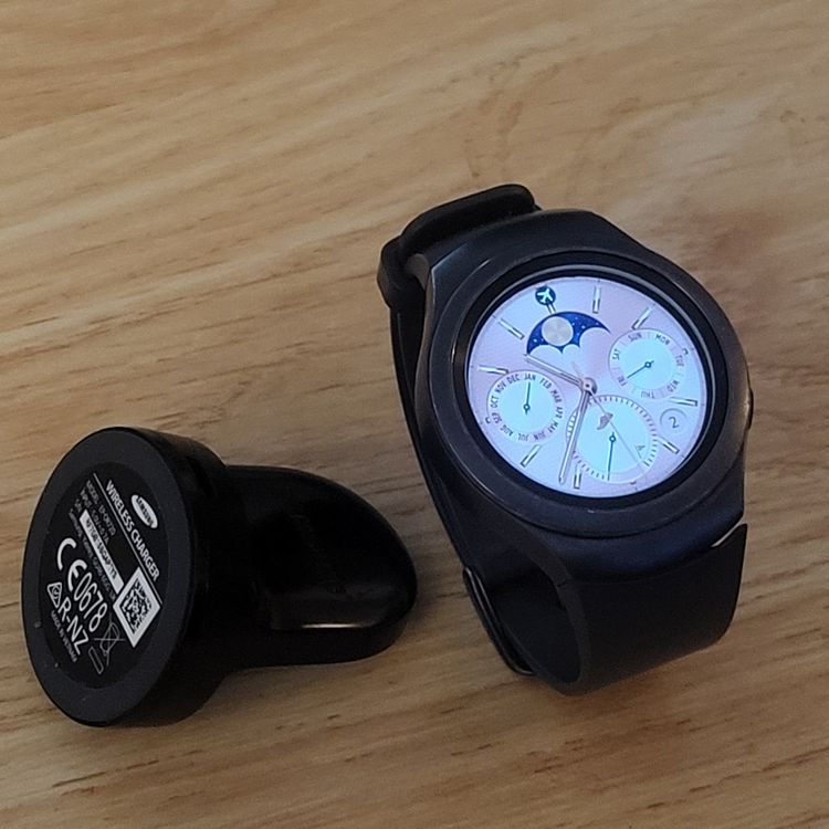 Gear s2 cheap dark gray