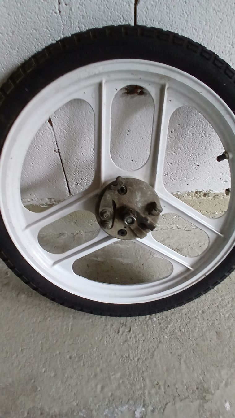 Sachs Ciclomotori: Mofa Vorderrad 16 zoll – Usato da Goldingen venduto da Soli8638 2