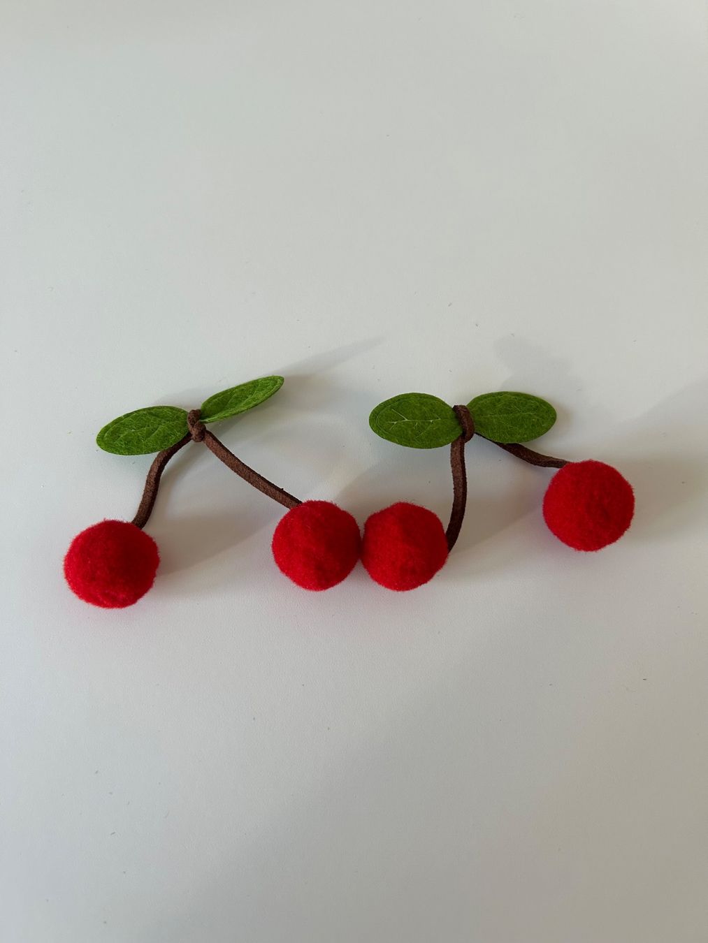 Alle Dekorationen: Decoration - Cherry ( 4 pieces) – Neu (gemäss Beschreibung) aus Basel von lau_982w