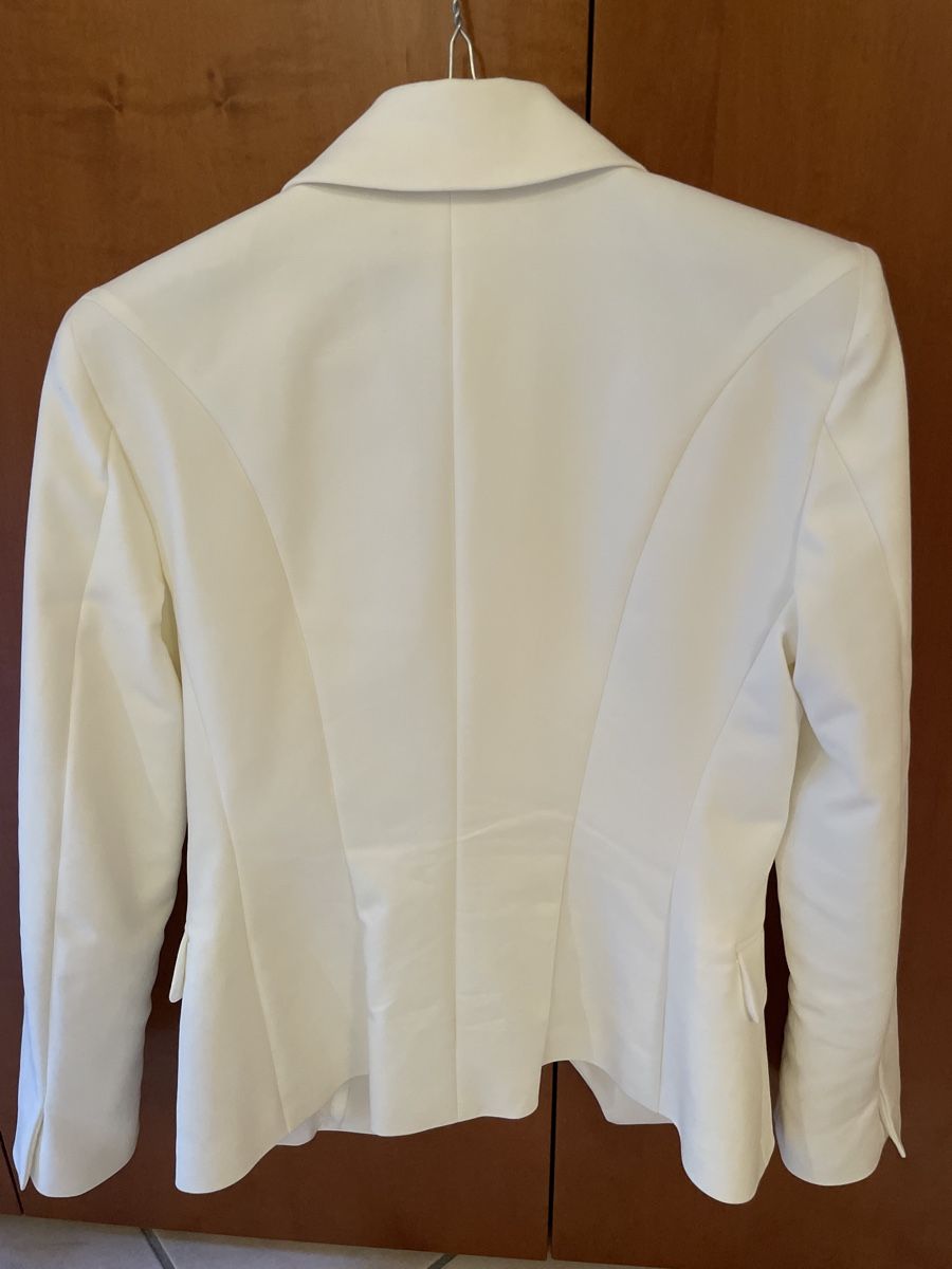Giacche: Elegant White Blazer – Nuovo e nell'imballaggio originale da Zug venduto da Fashionaddicted.- 2