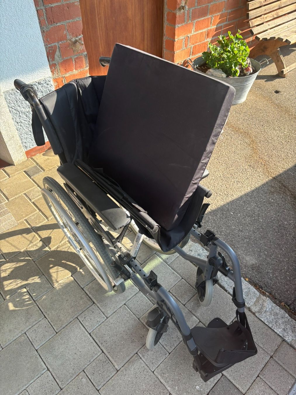 Rollstühle: Chaise roulante – Gebraucht aus Chavannes-les-Forts von perellis01 2