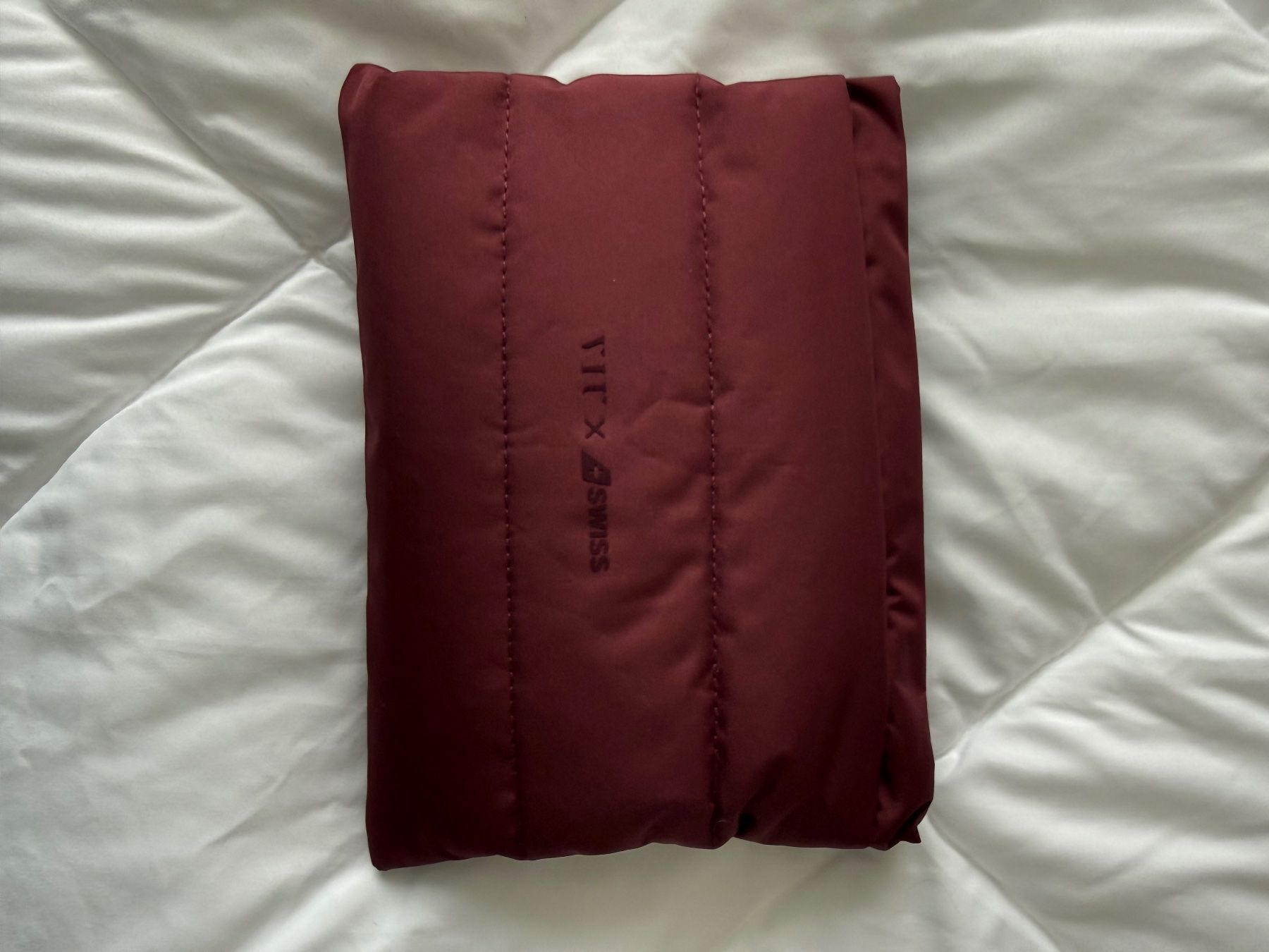 Custodie per cosmetici: VIU Swiss Business Class Amenity kit – Nuovo e nell'imballaggio originale da Spreitenbach venduto da BritToSwiss