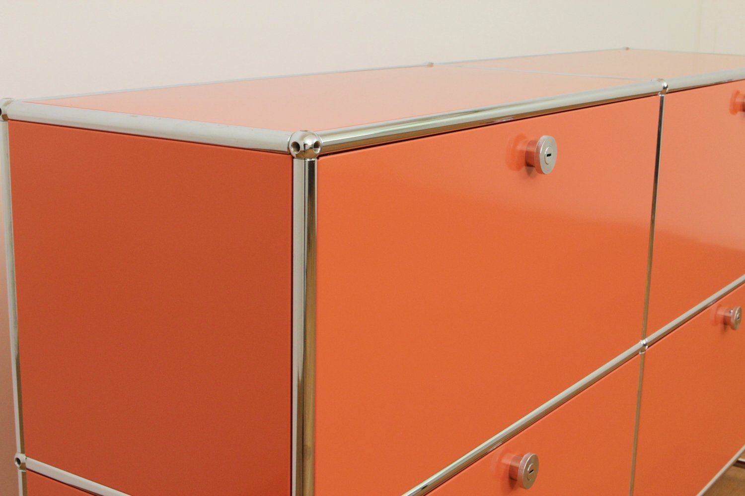 USM Kommoden: USM Haller Sideboard // UPCYCLED // NEUE FARBEN – Neu (gemäss Beschreibung) aus Affoltern am Albis von StudioStandard 2