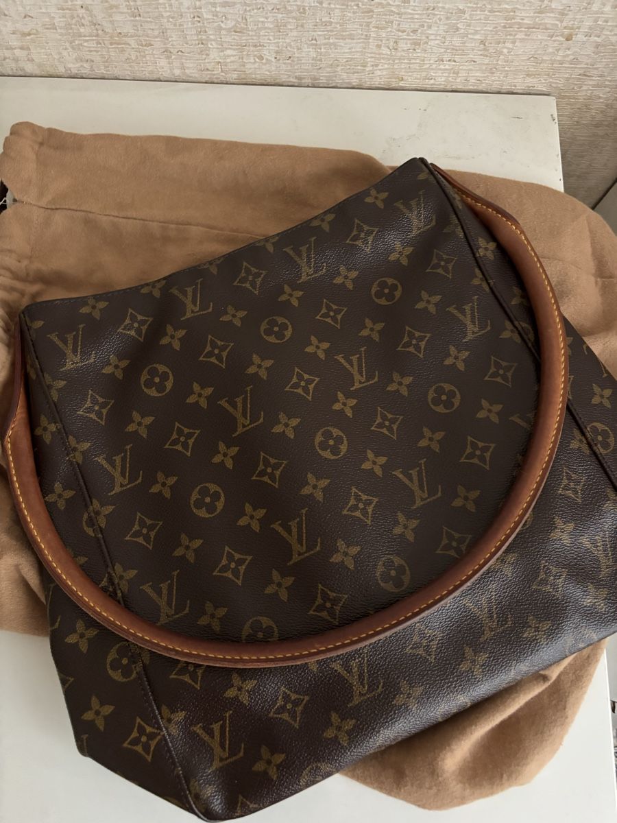 Louis Vuitton Sacs: Louis Vuitton Looping monogram bag – D'occasion à Ecublens VD par emi_1975 1