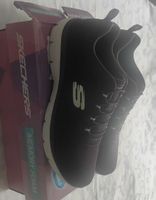 Chaussures Skechers noires Memory Foam état neuf