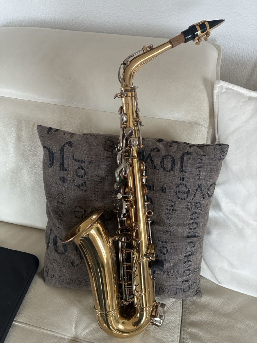 Musikinstrumente: Alto Saxophon , Goldlackiert, Marke : Samko – Gebraucht aus Grosshöchstetten von ferien06 3