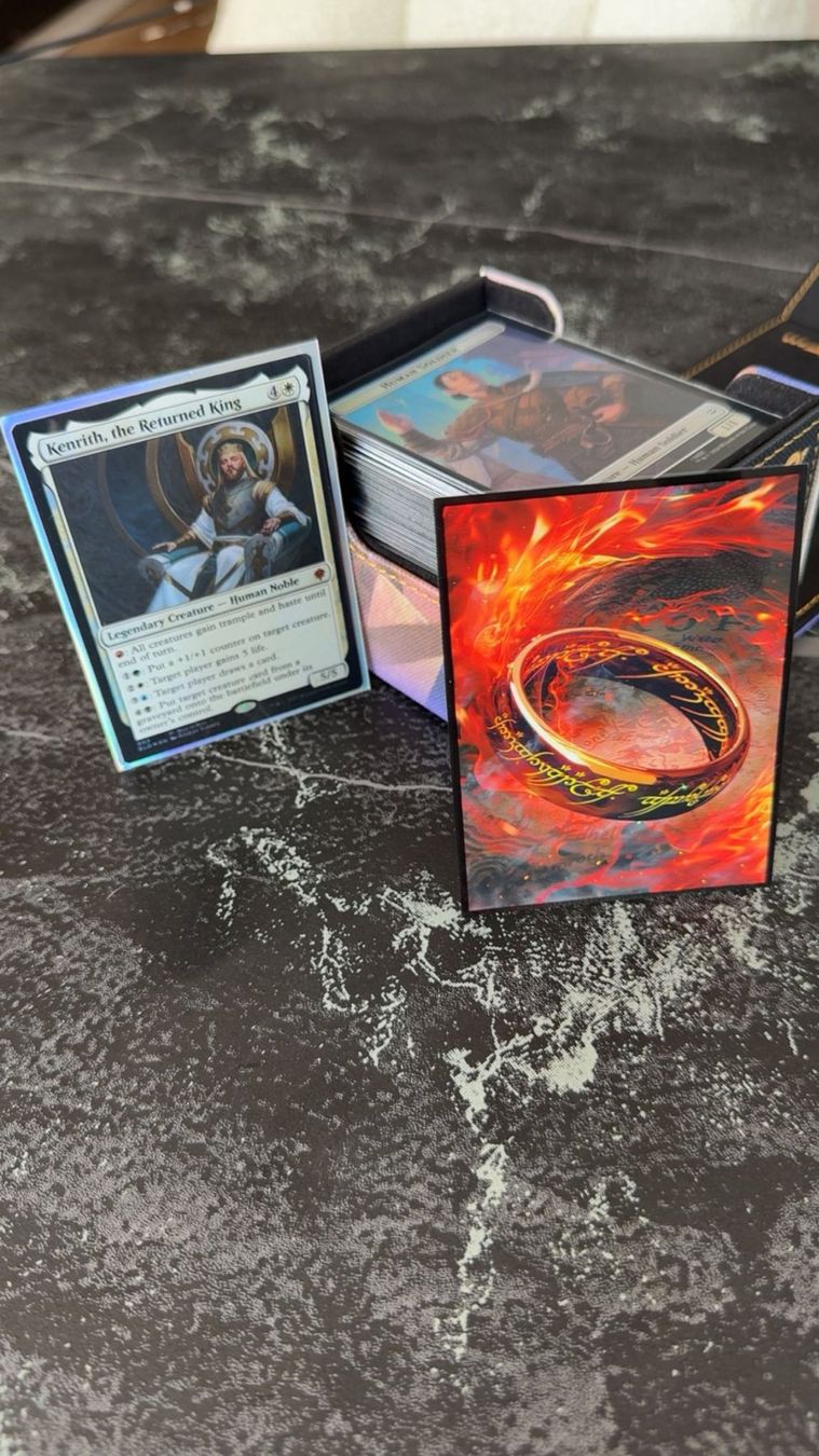 Magic The Gathering Carte collezionabili: MTG - "Knights of Kenrith" - Commander Deck – Usato da Frauenfeld venduto da tobiaskoestli1