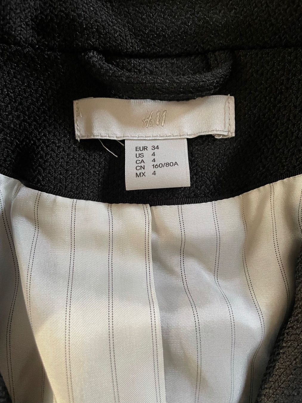 Giacche: Wunderschöner Blazer von H&M Gr.34 – Usato da Uetikon am See venduto da Mici_Ki 1