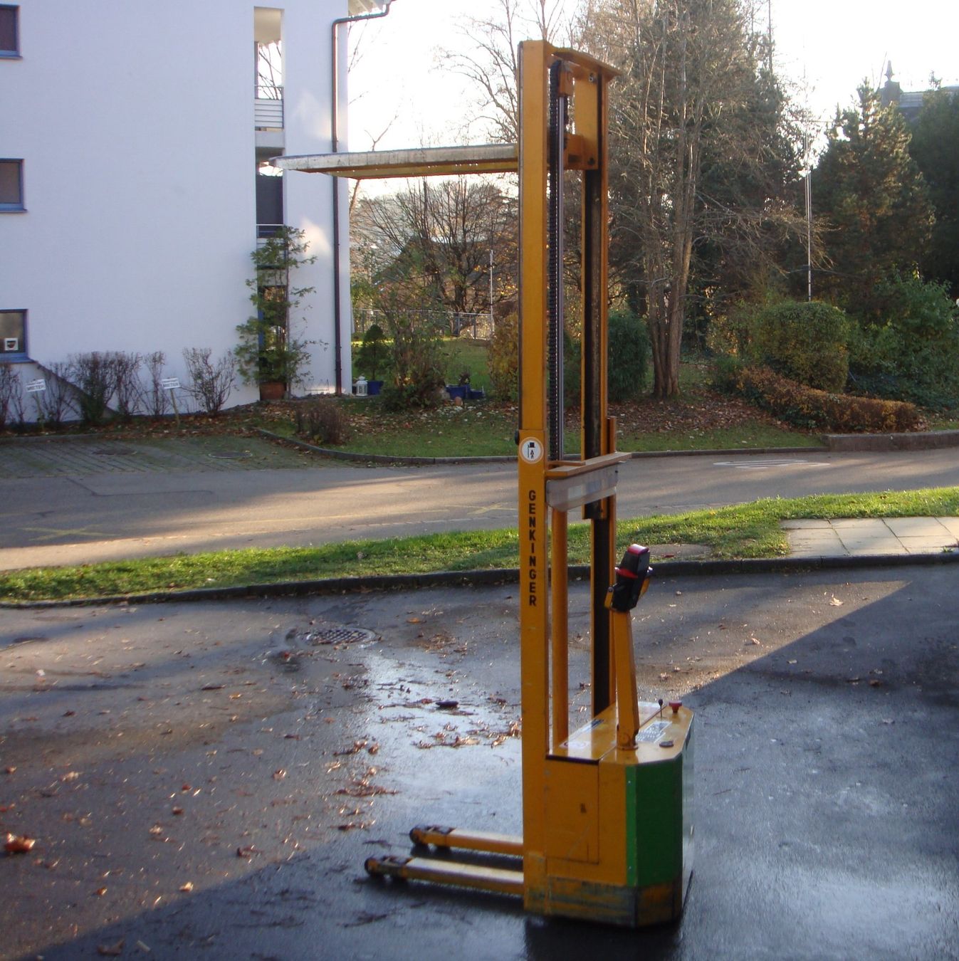 Carrelli elevatori e a forche: Elektro-Deichselstapler / Elektro-Hochhubstapler – Usato da Wetzikon ZH venduto da Nenuco88 2