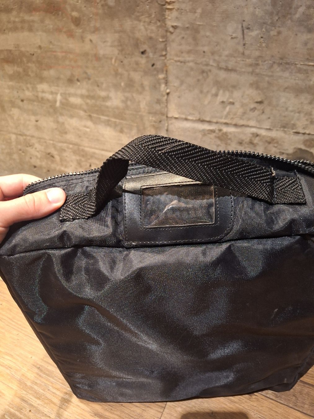 Respiratori & Giubbotti: Atemregler Tasche – Usato da Ipsach venduto da nik_6hkj 1