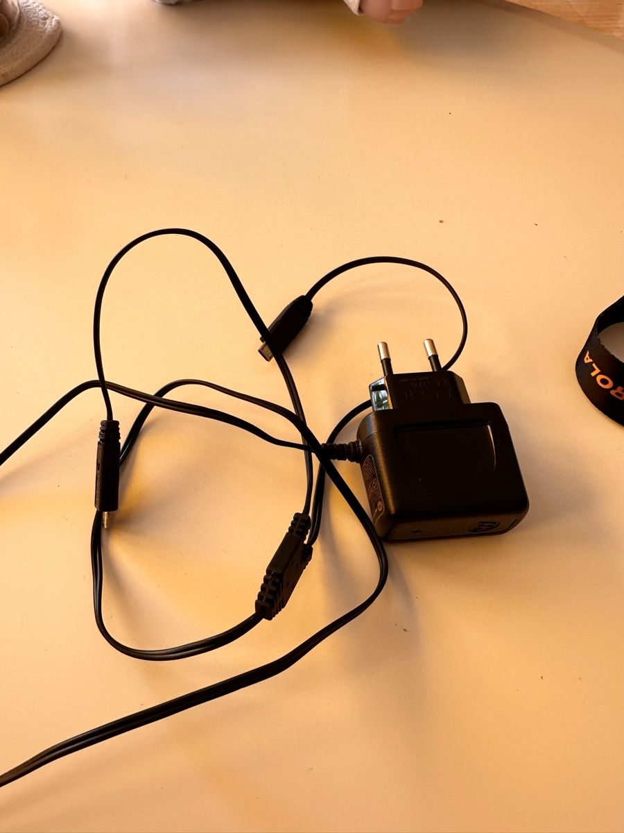 Motorola Radiocomunicazione: Funkgerät (Walkie-Talkie) – Usato da Leuggern venduto da mariok79 2