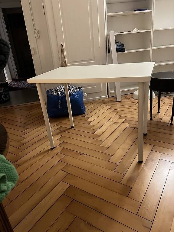 Ikea Scrivanie: IKEA Schreibtisch LINNMON – Usato da St. Gallen venduto da AlixH