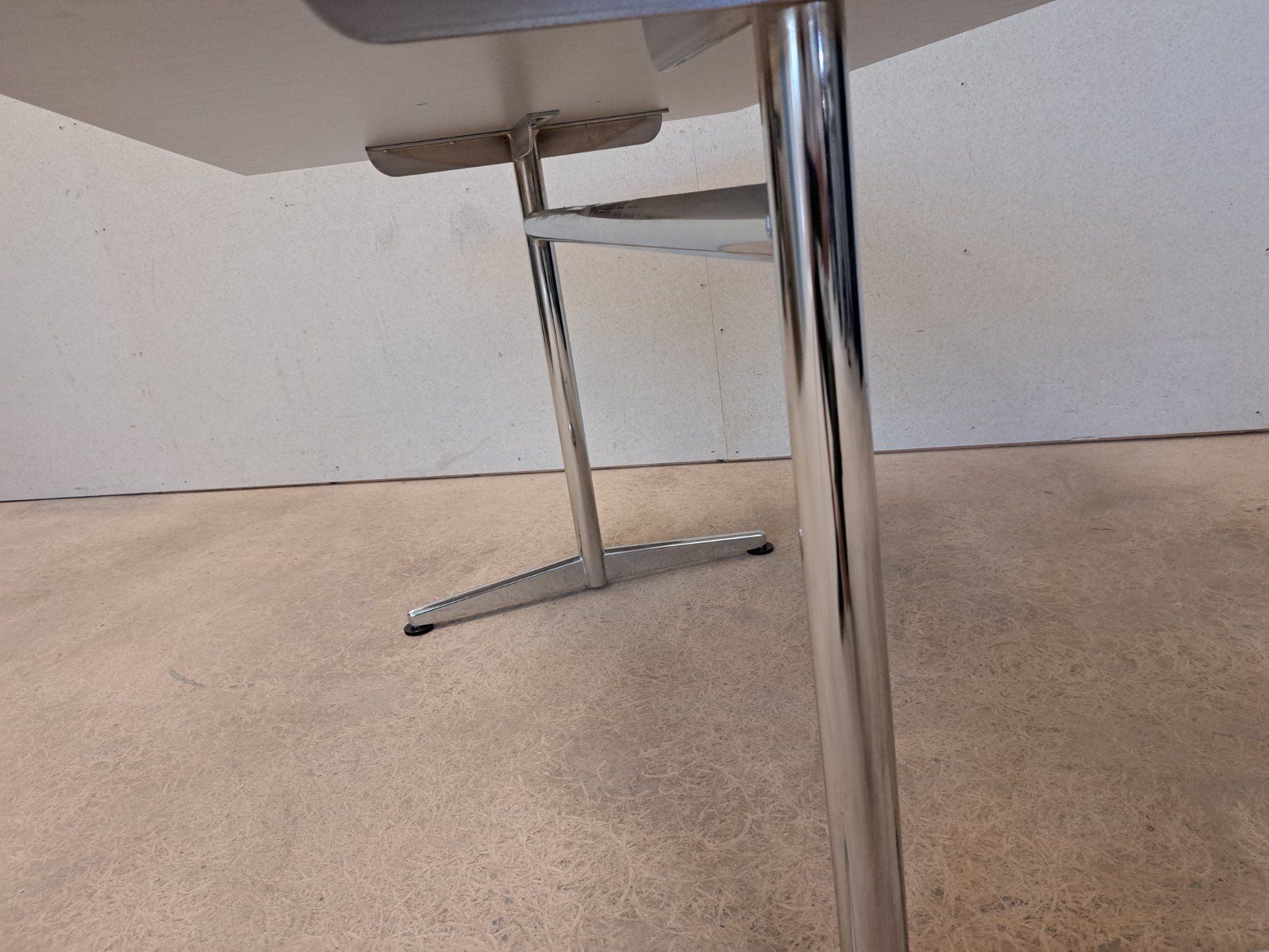 Tische: Tisch Esstisch Mehrzwecktisch mit Eisenfuss – Gebraucht aus Belp von deal-now 7