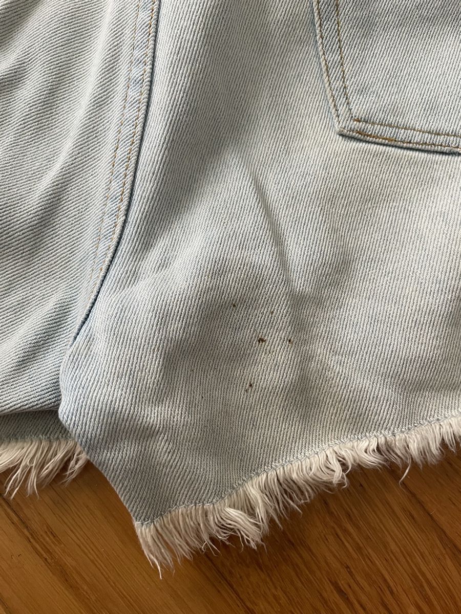 Pantaloni: Jeans Shorts Gr. 36 – Usato da Zürich venduto da silab69 7