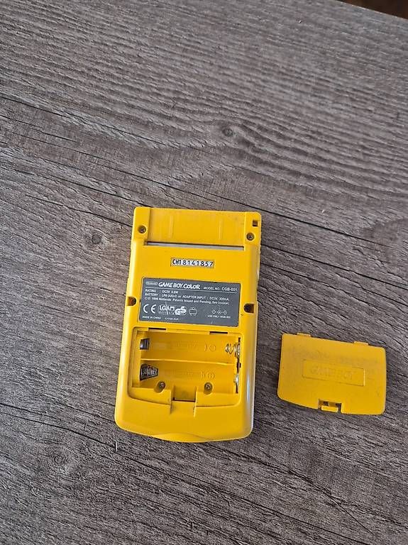 Console: Game boy color gelb – Usato da Ramsei venduto da ali_8fwc 1