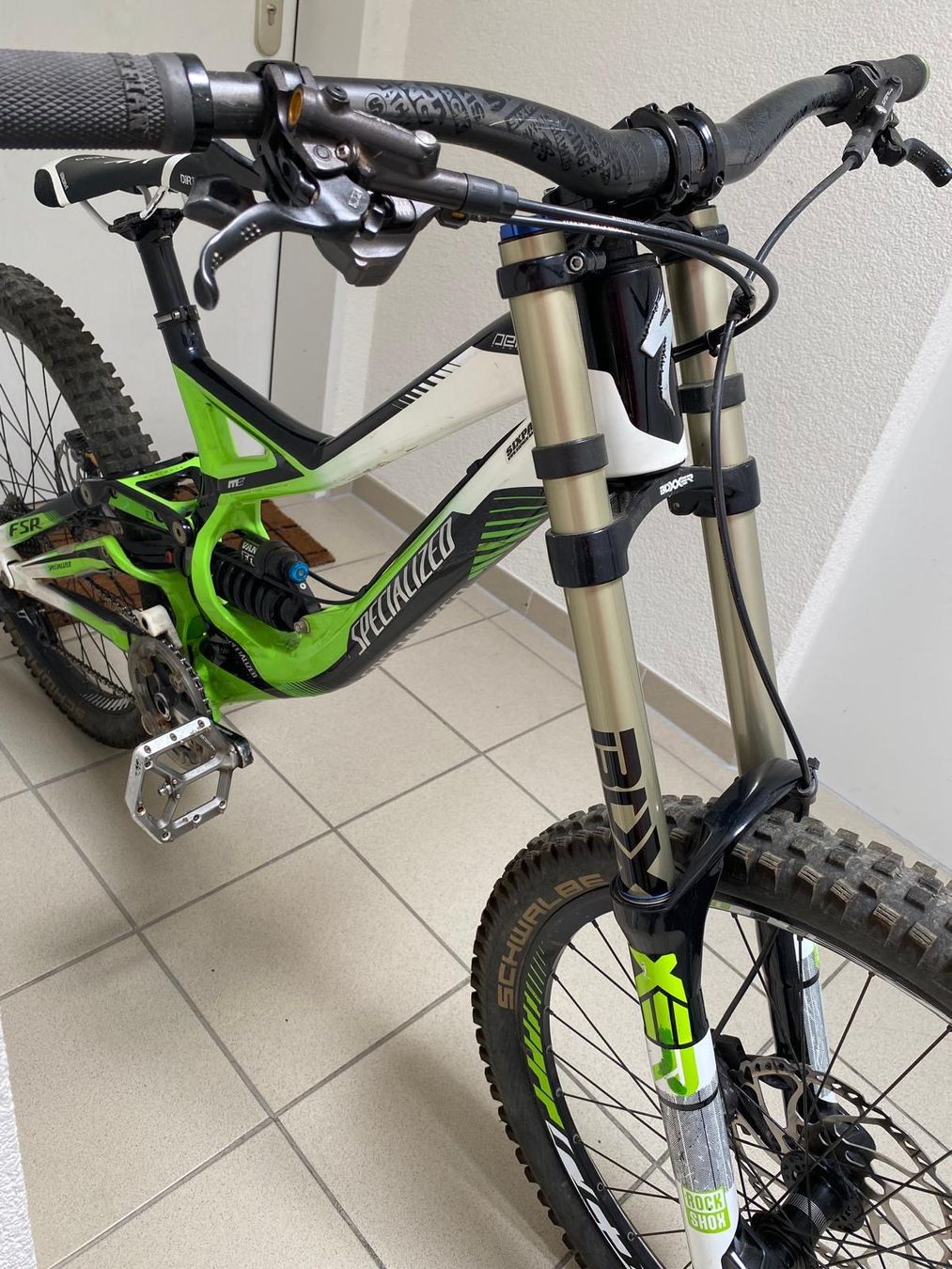 Specialized Biciclette: Downhillbike SPECIALIZED DEMO 8 I 2012 – Usato da Winterthur venduto da avocadolein 5