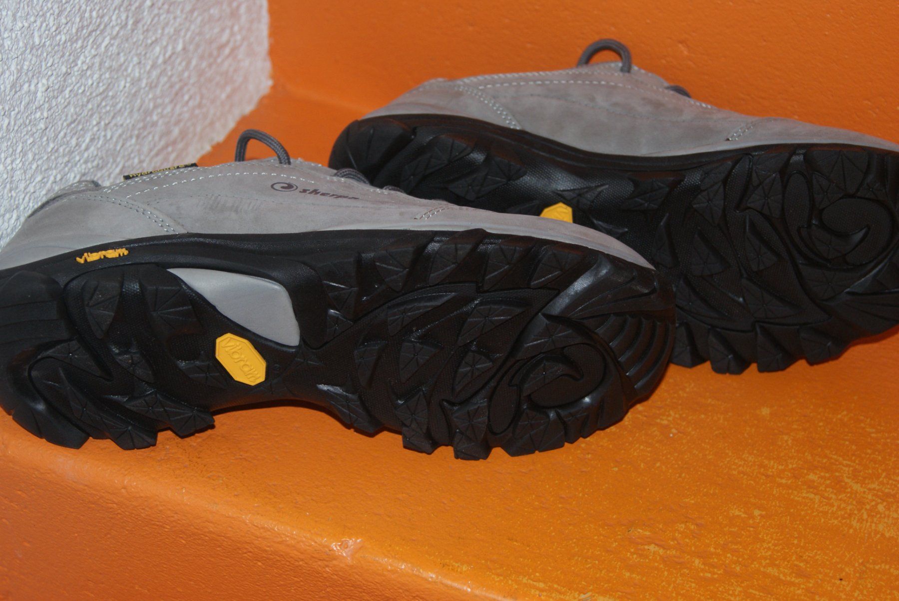 Scarpe da donna: sherpa Trekkingschuhe Grösse 38/39 – Usato da Romanshorn venduto da dany610 1
