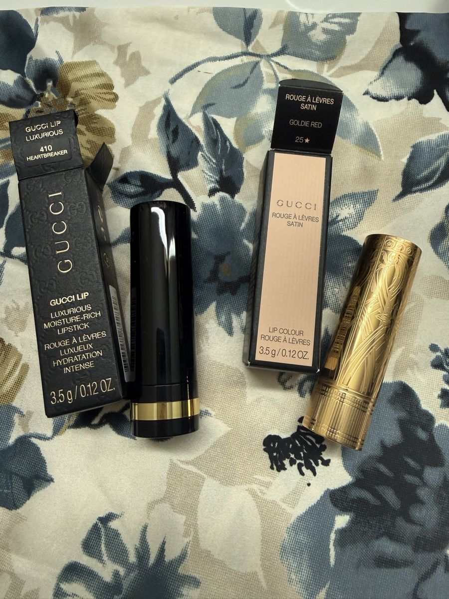 Gucci Make-up: Gucci Lippenstifte in rot – Nuovo e nell'imballaggio originale da Buch am Irchel venduto da Sweetharth 1