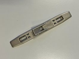 Blattniederhalter für Bundesordner – guter Zustand