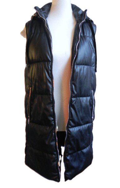 Zara Vestes: Gr. 36 ZARA Puffer Weste lang schwarz – D'occasion à Basel par FRAU.ZAUBER.MOND