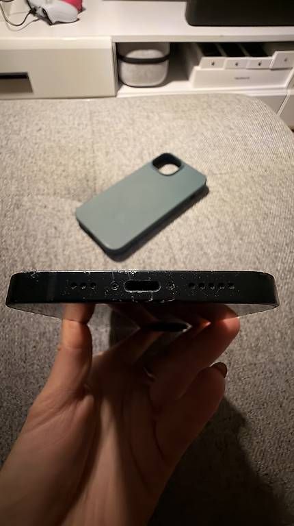 Telefoni cellulari / Smartphones: iPhone 14 128GB  Midnight – Usato da Dübendorf venduto da glori_b 3