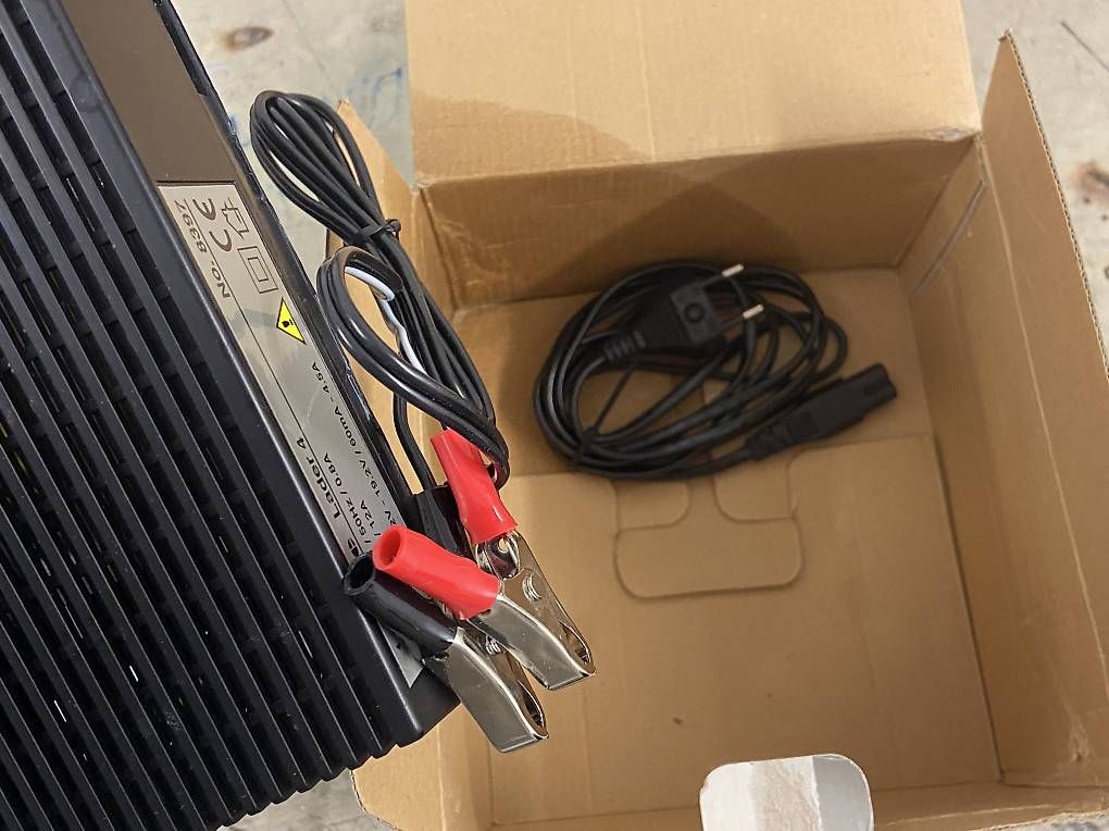 Robbe Batterie, Caricabatterie & Alimentatori: Ladegerät robbe Lader 4 NEU! – Nuovo (secondo la descrizione) da Gontenschwil venduto da Hpassat 3