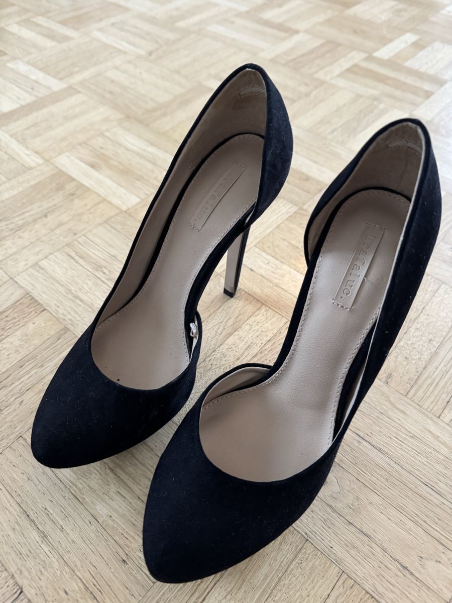 Scarpe da donna: Damenschuhe Paket Gr. 37 div. Marken – Usato da Zürich venduto da Kia78 1