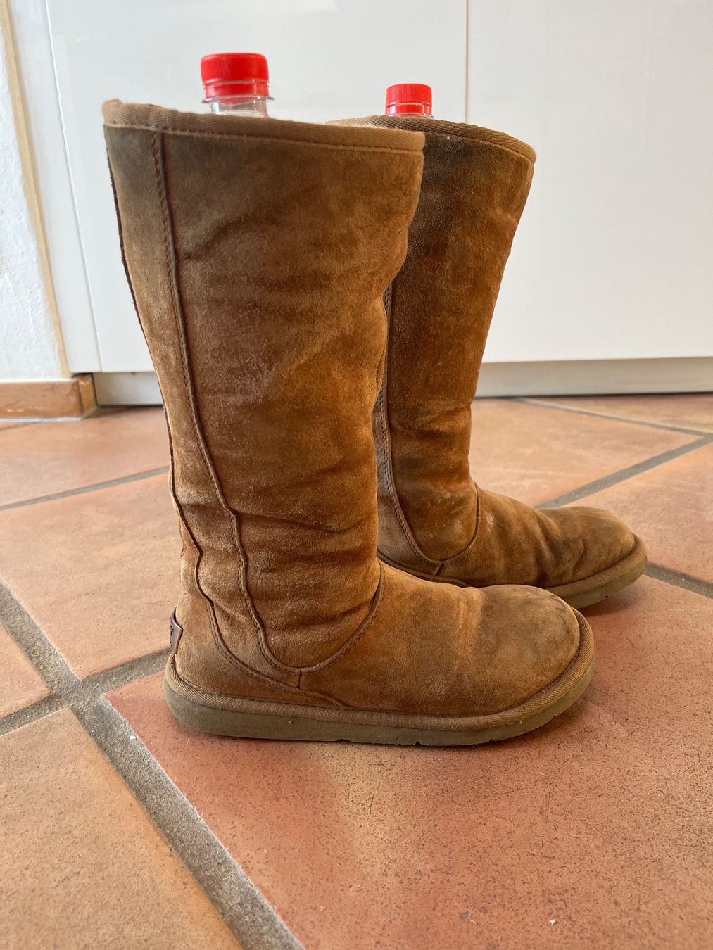 Ugg Damenschuhe: UGG Boots camel – Gebraucht aus Comano von Sandritti 1