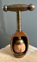 Alter Nussknacker Spindel-Nussknacker Messing & Kupfer