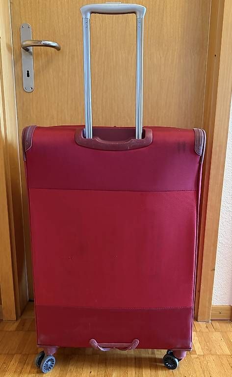 Samsonite Reisekoffer: Samsonite Base Boost Spinner 77 EXP, rot – Gebraucht aus Wolfhausen von KugelKopf 1