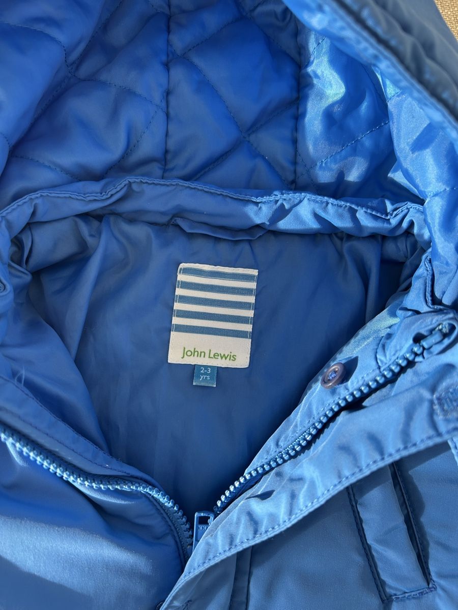 Vestes: John Lewis, 2-3 years jacket – D'occasion à Köniz par A.S_08911181 1