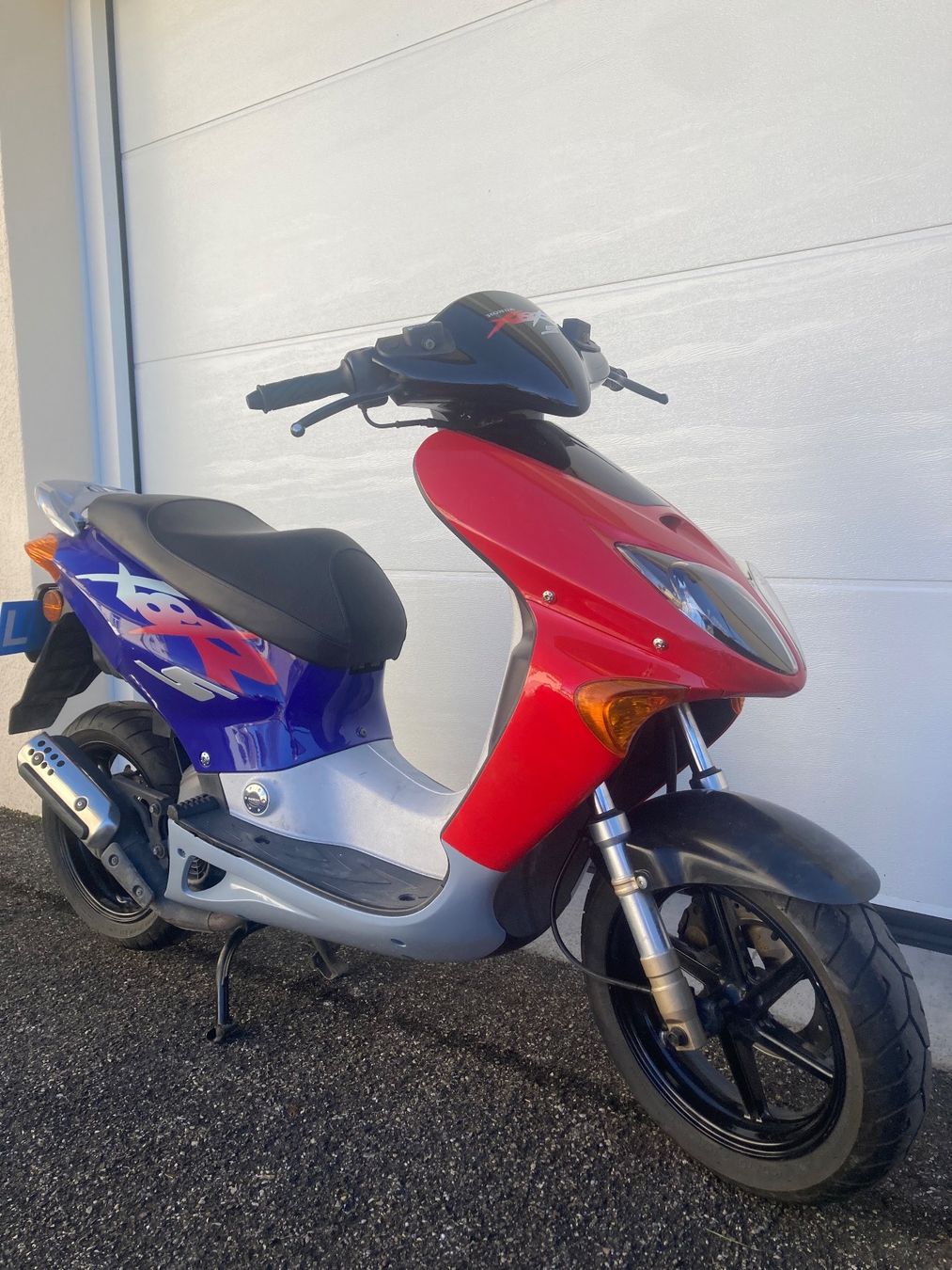 Honda Scooter: Honda SZX 50 – Usato da St.Gallen venduto da niki112