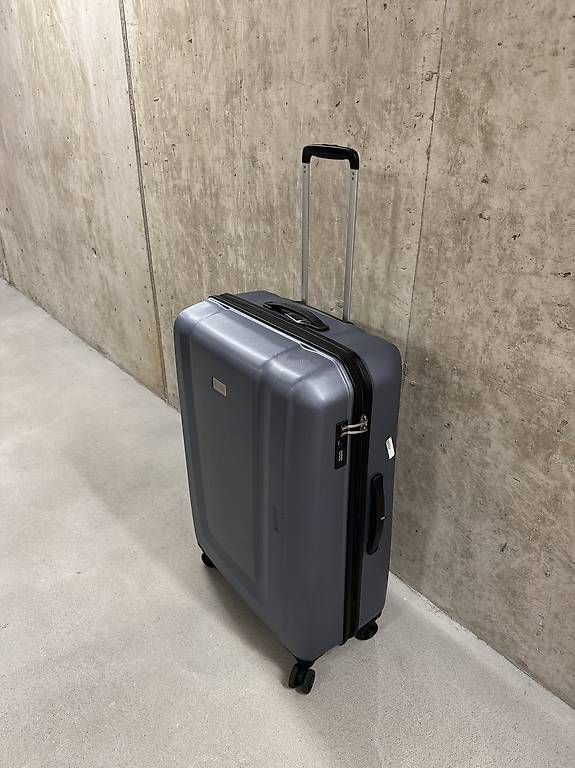 Reisekoffer: Koffer – Gebraucht aus Urtenen-Schönbühl von sie_rah 3
