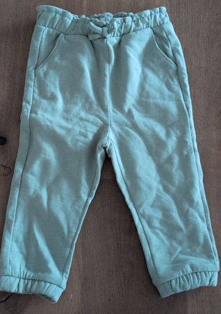 NEU Mint Kinderhose, Grösse 80, Manor, Biocotton gefüttert