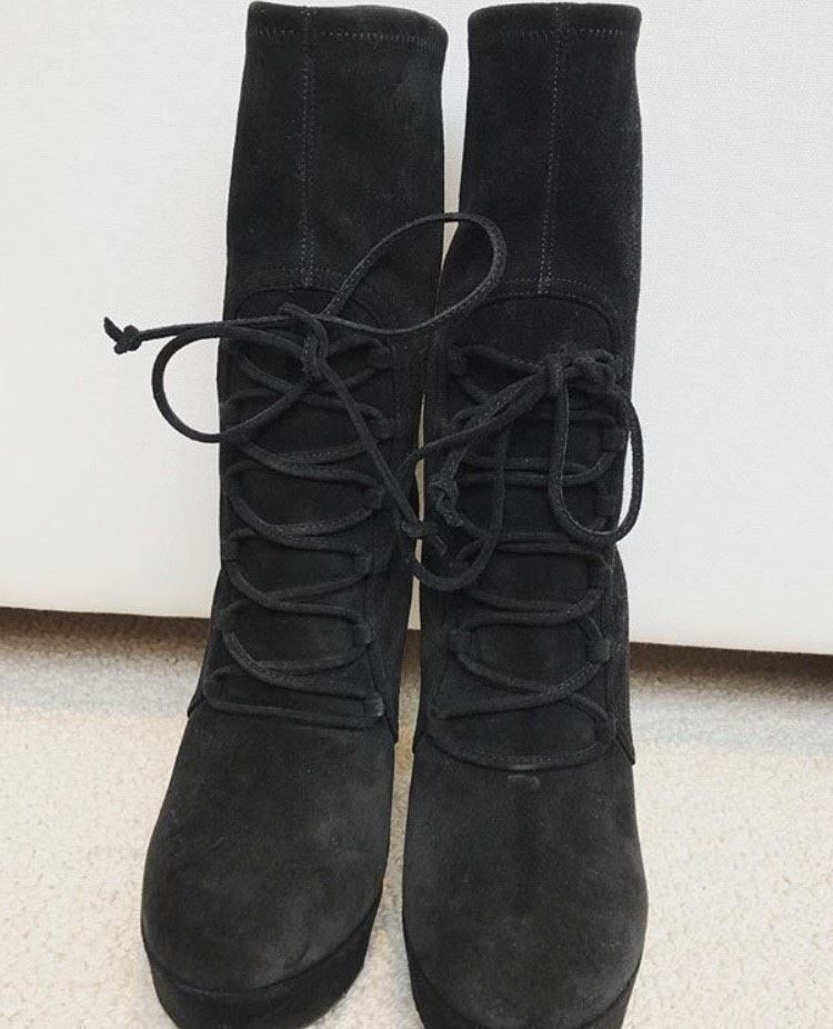 Miu Miu Scarpe da donna: Miu Miu LIMITED EDITION ankle boots – Usato da Dallenwil venduto da ZD2019 2