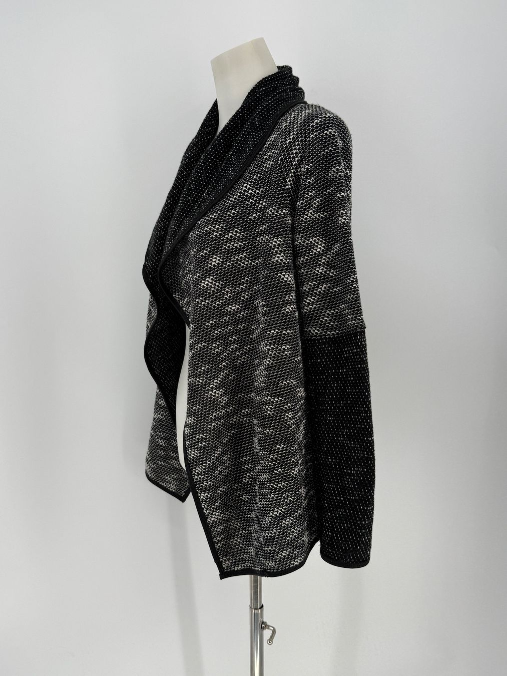 Maglioni & Felpe: Strickjacke Gr. S/M von Ragazza – Usato da Auenstein venduto da moin. 1