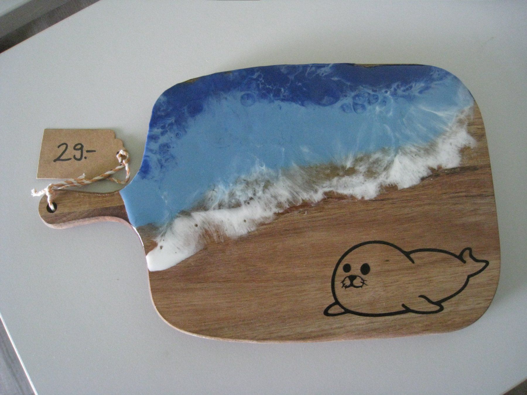 Articoli in legno: Handarbeit von Stemily  Brett  Robbe in Epoxyharz – Nuovo (secondo la descrizione) da Aarwangen venduto da Pinsel7890 1