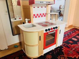 Hape Kinderküche aus Holz weiss rot gebrauchter Zustand