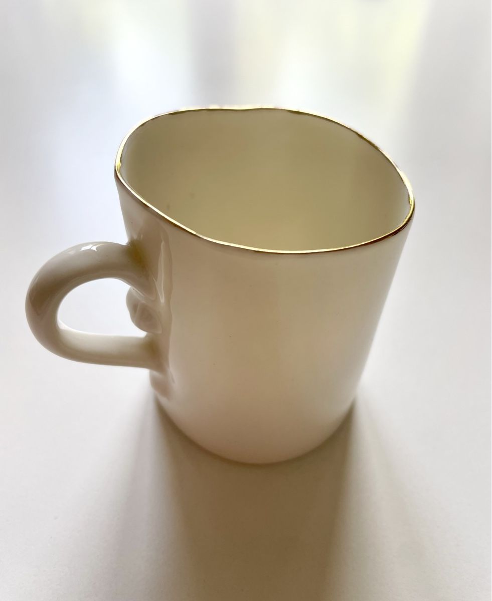 Tazze: Espresso-Tasse mit Goldrand – Nuovo (secondo la descrizione) da Zürich venduto da Christine.R 1