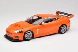 JAGUAR XKR GT3 ORANGE 2008 1:18 MINICHAMPS