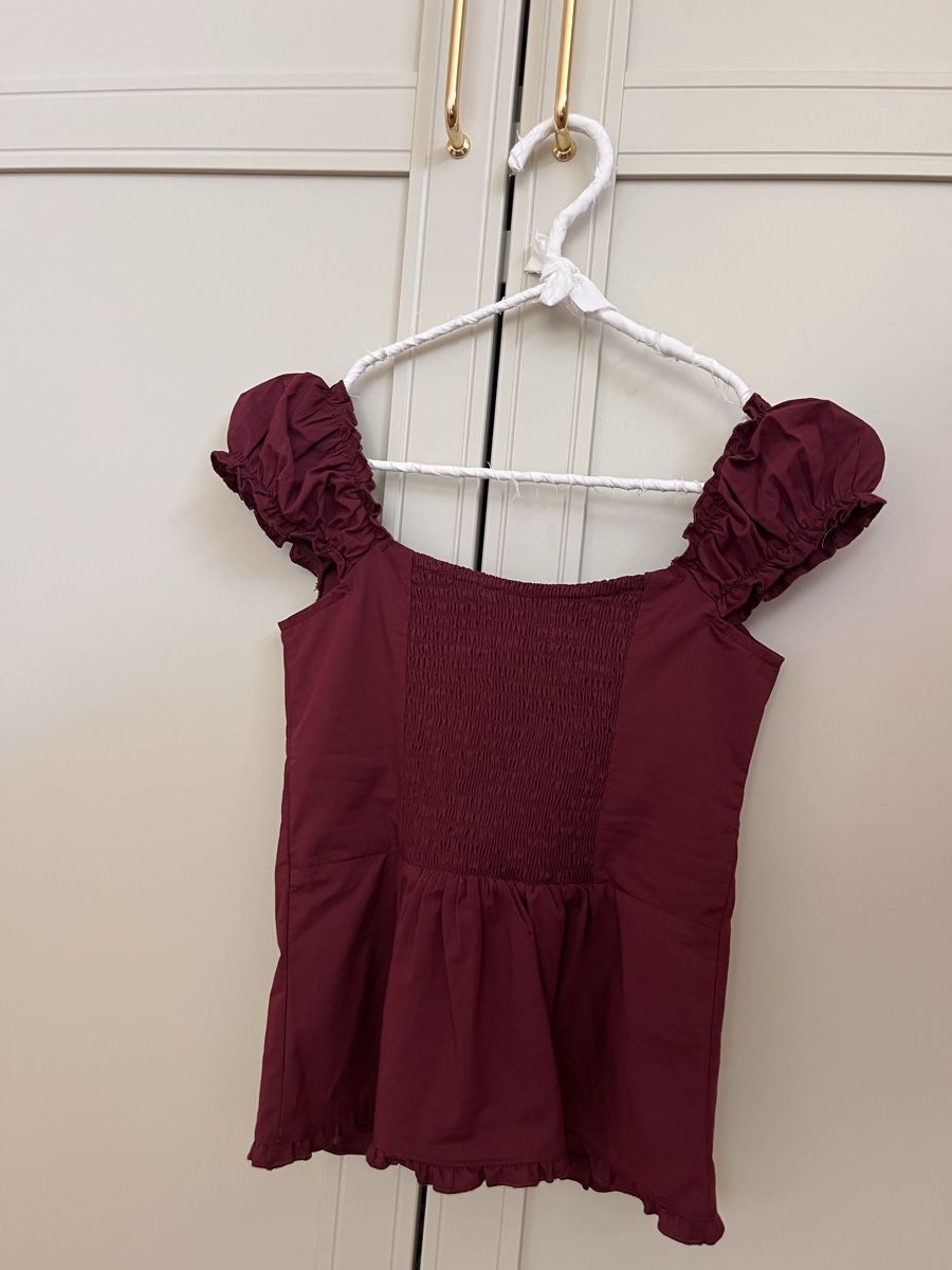 Hollister Tops: Top Hollister   – Neu und originalverpackt aus Neudorf von wen_9jfq 2
