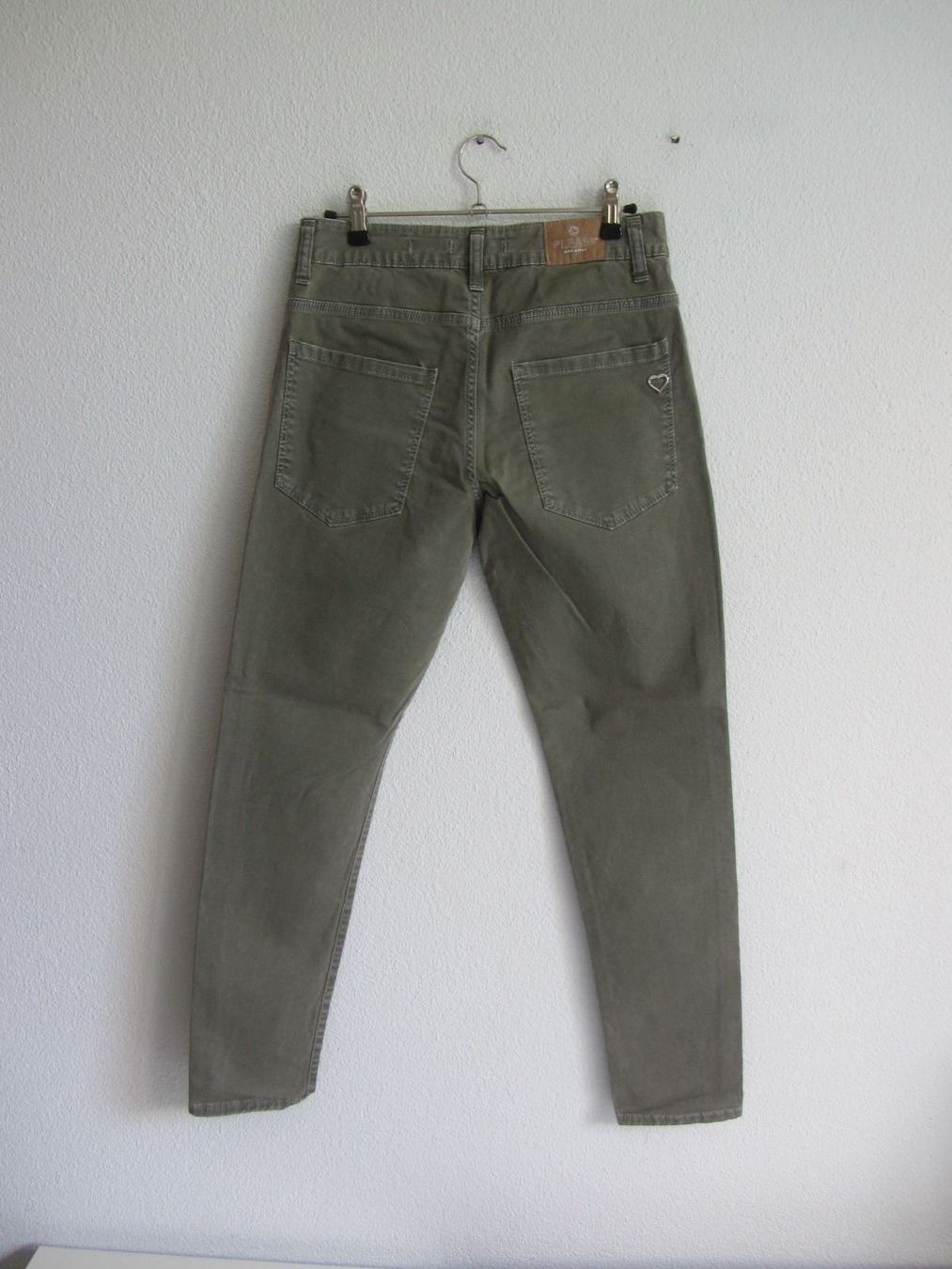 Please Jeans Jeans: PLEASE - Jeans olivgrün XS – Usato da Zürich venduto da Diazaio 2