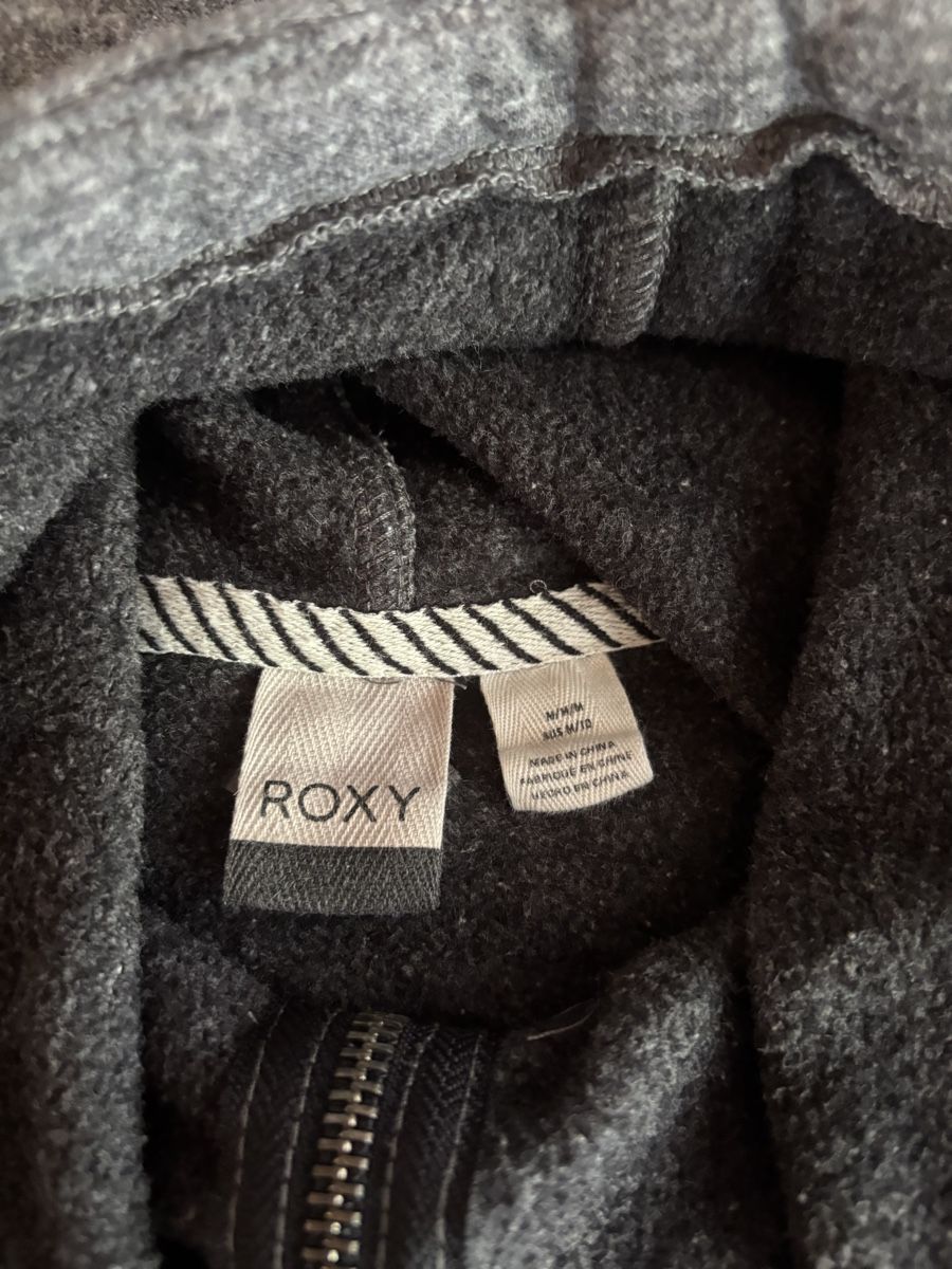 Roxy Pulls & Sweat-shirts: Roxy Pullijacke – D'occasion à Celerina par Heli87 1