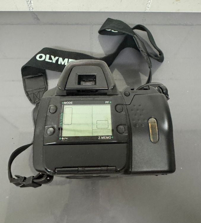 Olympus IS-1000 Top Zustand! Inkl. Tasche (Gebraucht) in Schlieren für ...