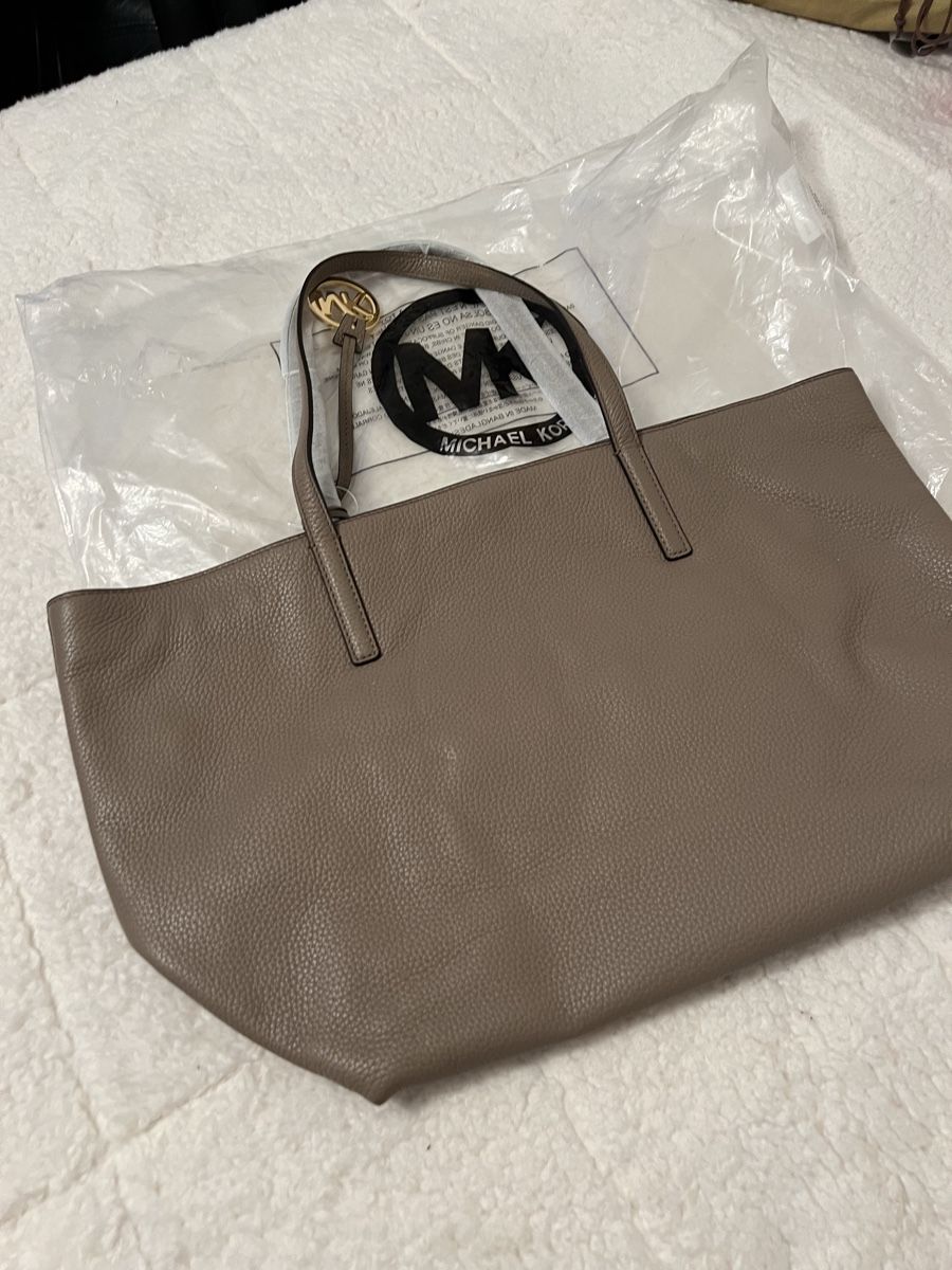 Michael Kors Borse da donna: NEU***M. KORS TASCHE**ECHT-LEDER BEIGE**TOP GESCHENK*** – Nuovo e nell'imballaggio originale da Zürich venduto da Ceca52 4