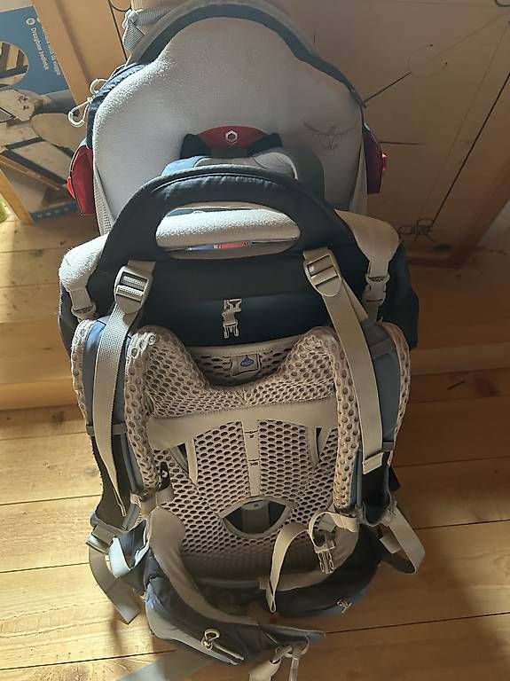 Osprey Porte-bébés ventraux & dorsaux: Kindertrage Osprey Poco Premium – D'occasion à Kallnach par sonne2011 1
